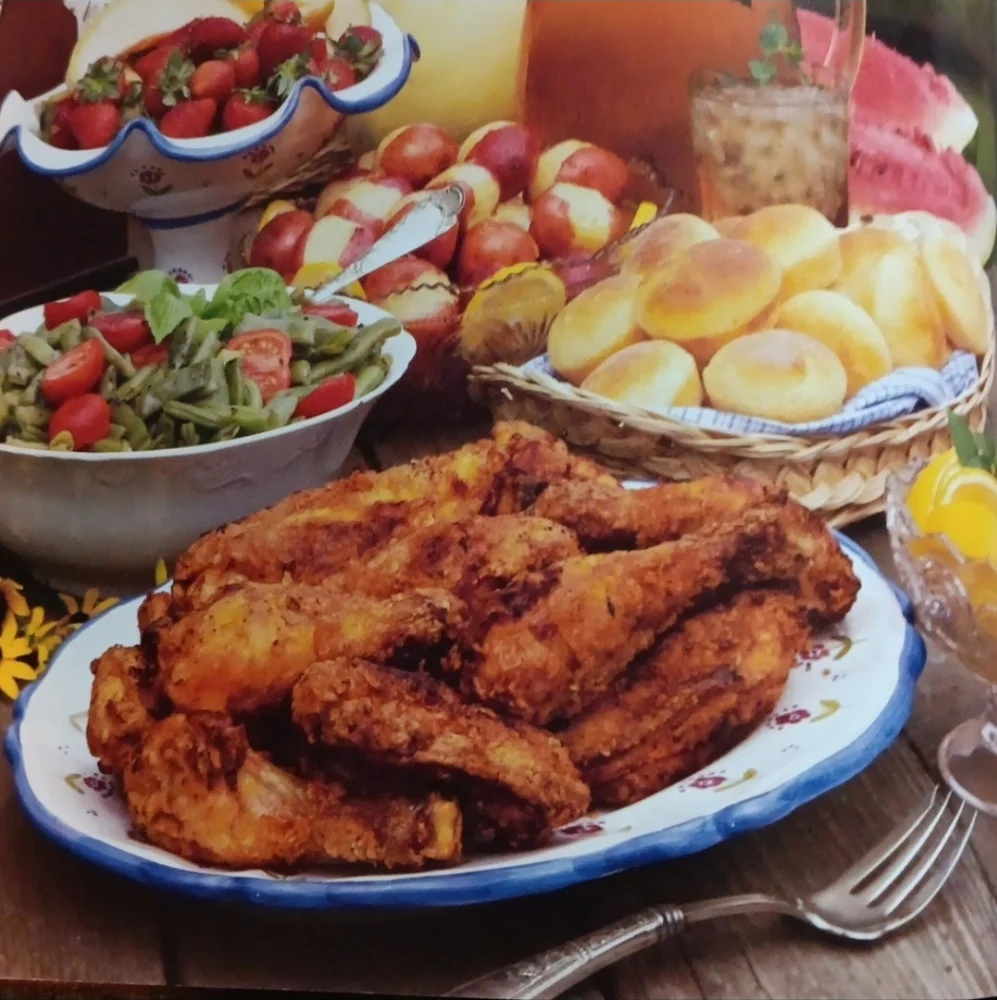 1986 Southern Living Hardcover Annual Cookbook, Farmhouse Holiday Country